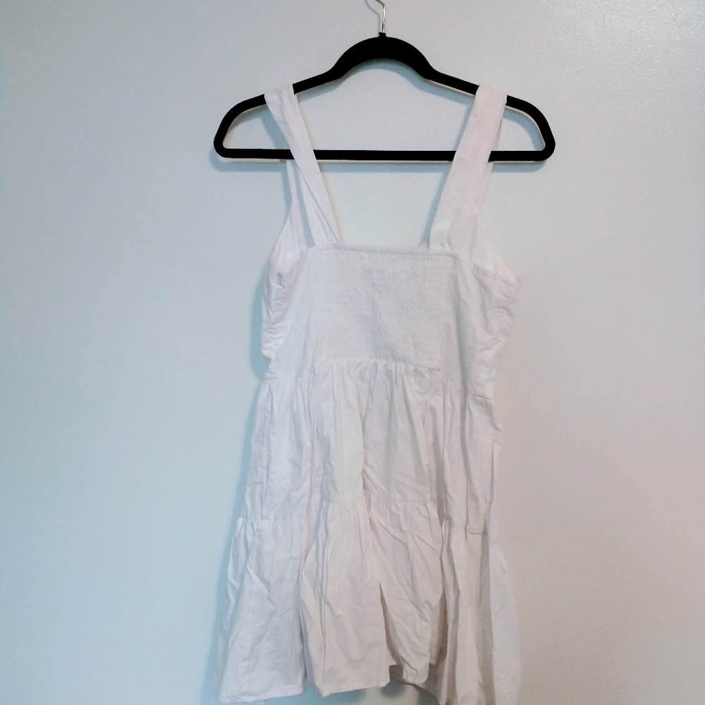 Bailey Blue white ruffle peasant dress with smocked back. Size large - Picture 5 of 5